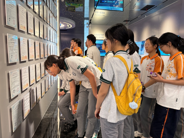 1756341958789859QvsE.png 20250828084418.png