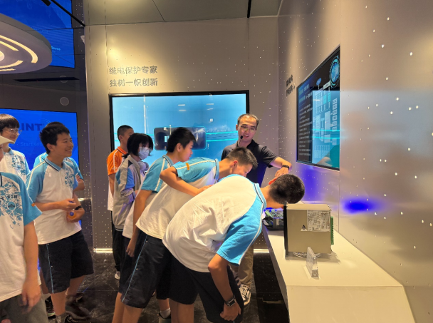 1756341966937515c31N.png 20250828084429.png